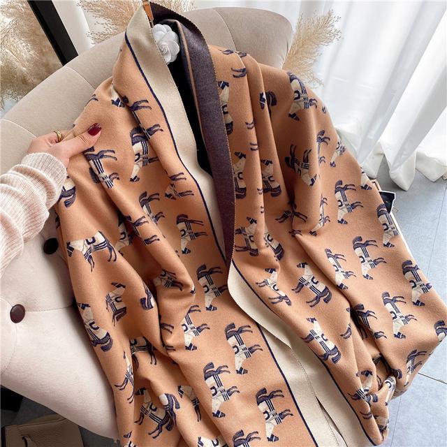 Luxusní kašmírový šátek Zimní Dámské Šály Pašmína Teplá Deka Zábaly Dámská šátek Foulard Bandana Značka Silný potisk šátky