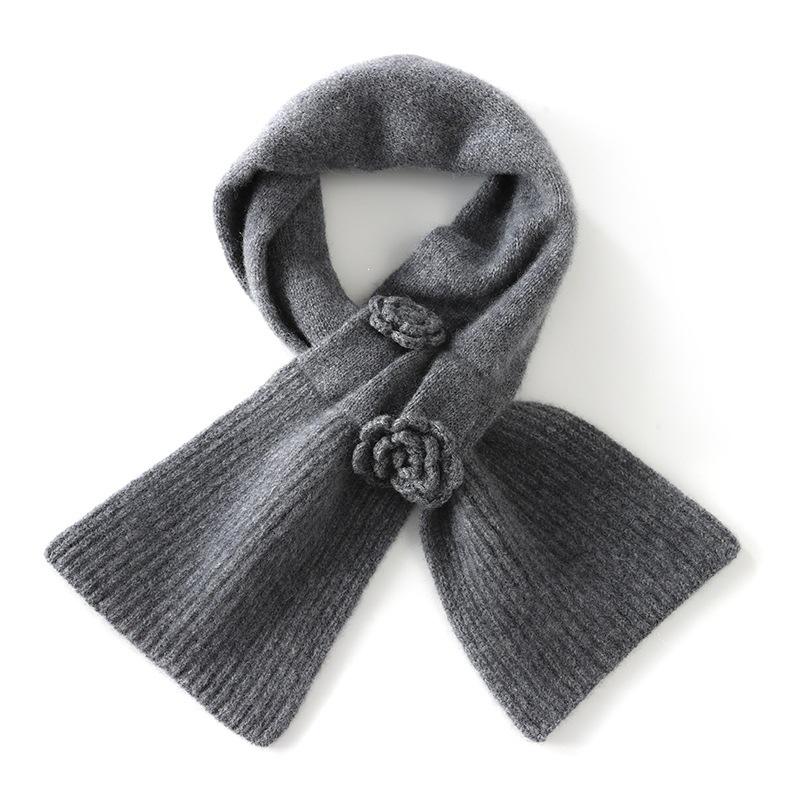 Handmade crochet% cashmere scarf women's solid color perforated warm scarf fashionable versatile small scarf outside
