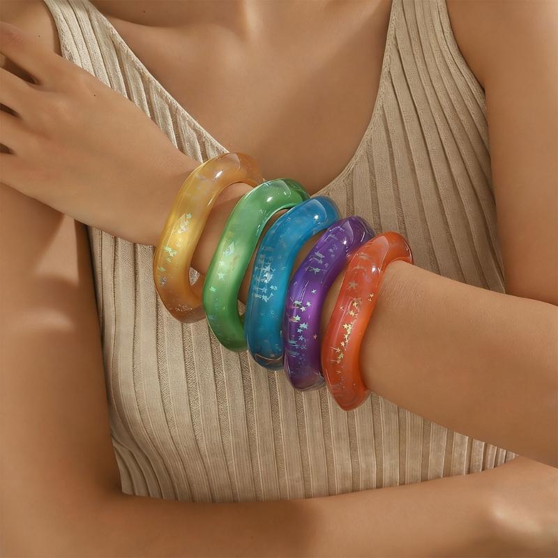 Stylish Oversized Colorful Bracelet Trendy Eye Catching Sparkling Star Pattern Resin Bangle Jewelry For Women