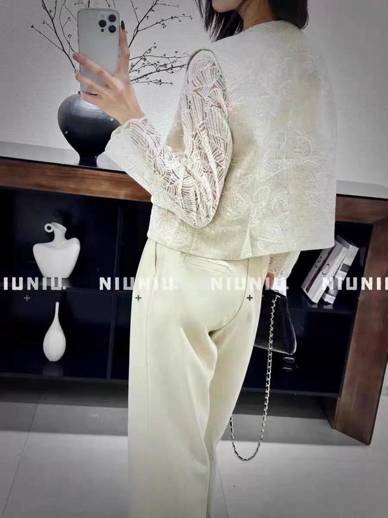 Spring 2025 High-End Chinese-Style Sleeveless Lace Vest