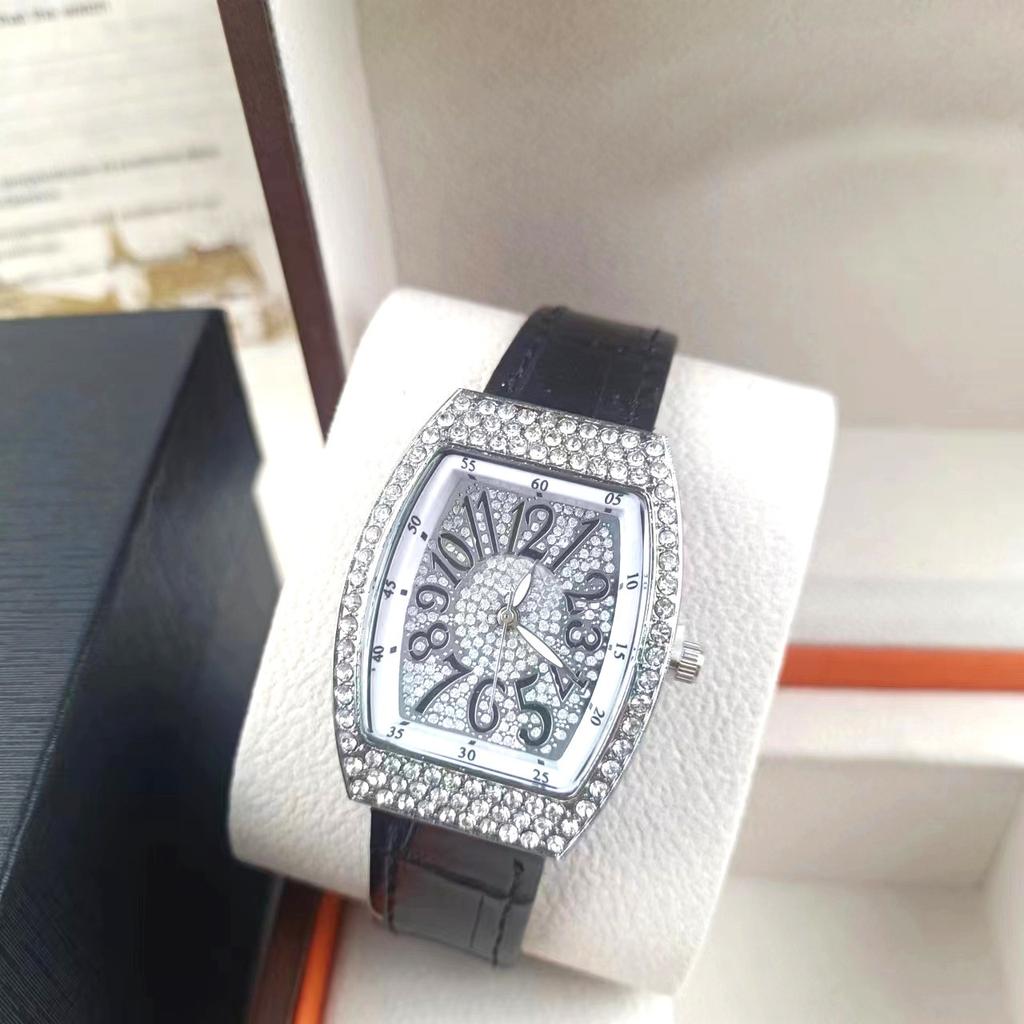Xiaohongshu Montre Diamant Étoile Bohémienne Femme Ciel Étoilé Quartz Montre Ceinture Couple