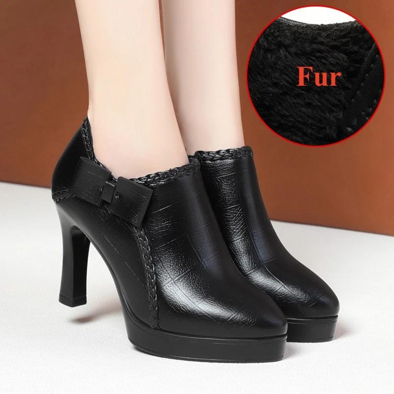 Scarpe con Tacco Alto a Blocco Comode a Bocca Profonda 7cm 9cm con Pelliccia Autunno Inverno 2025 Eleganti Décolleté con Plateau con Fiocco Donna per Ufficio Mamma