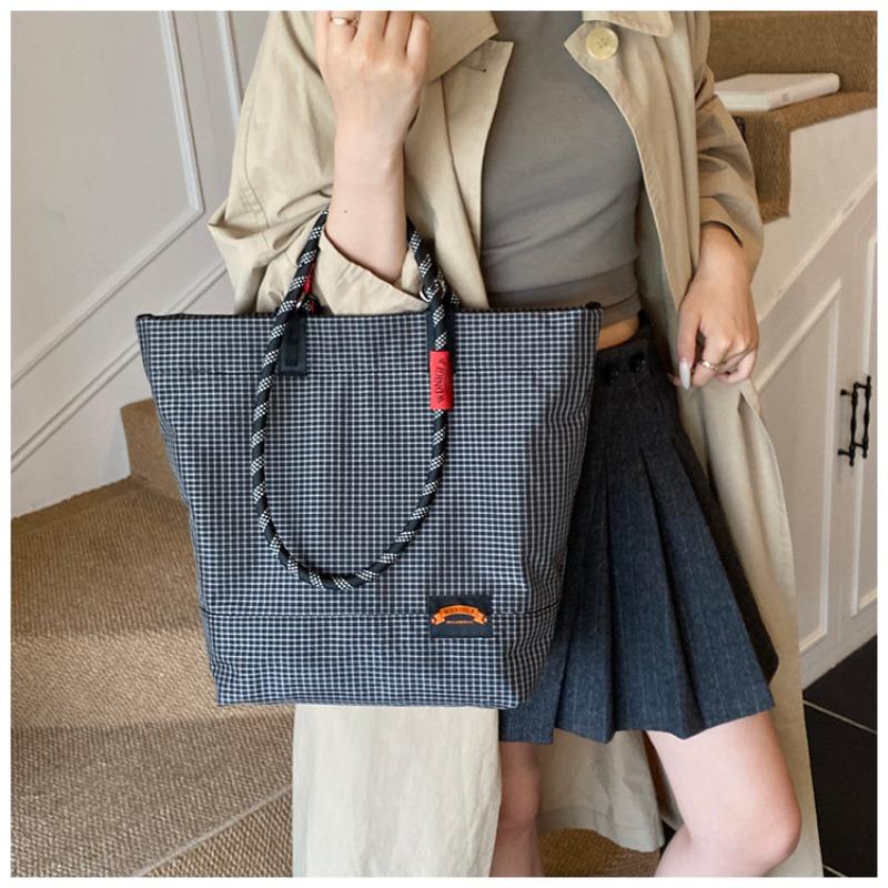 

Сумка-тоут, женская ручная сумка большой вместимости, является модной и большой сумкой для поездок на работу. синий