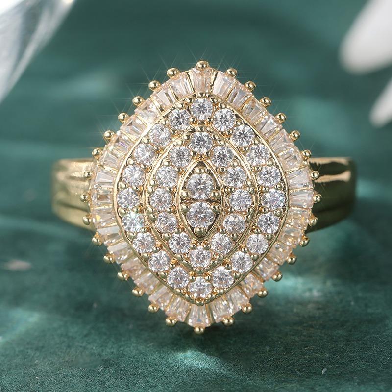 Sparkling Inlaid White CZ Women's Ring Exquisite Gold Color Geometry Daily Wear Party Jewelry Anniversary Gift