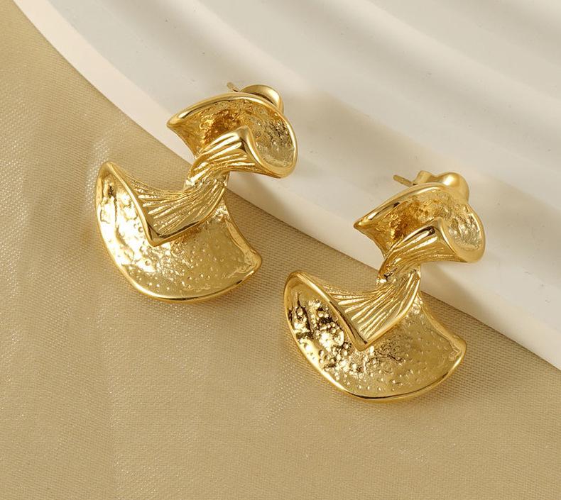 European-American Fashion Stainless Steel Irregular Design Earrings - Versatile Titanium Statement Jewelry