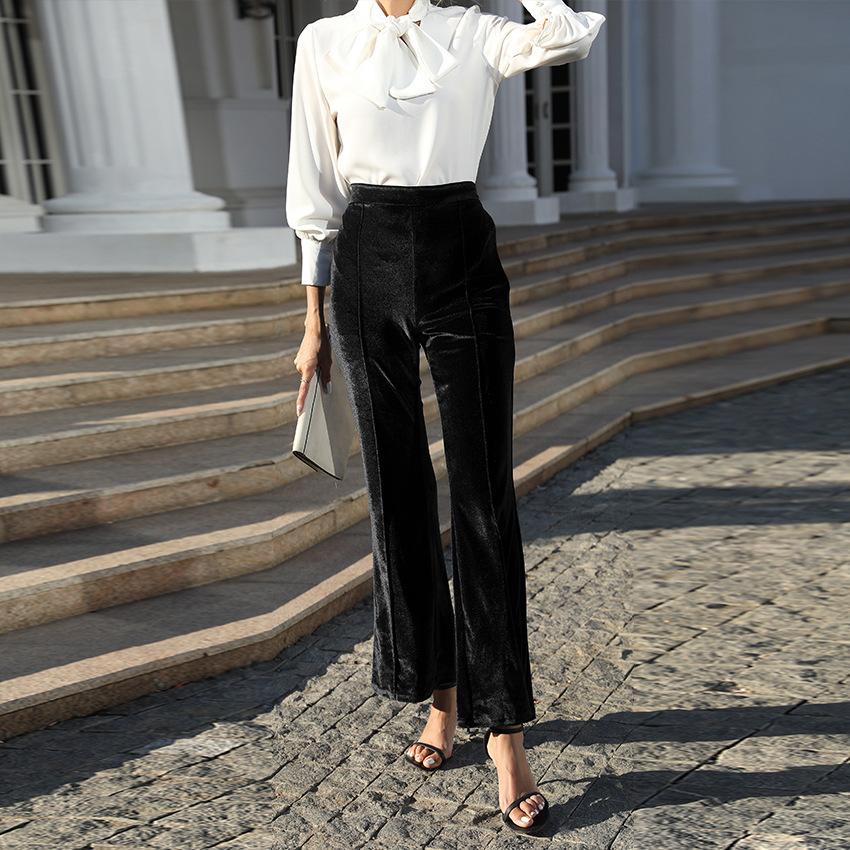 Pantaloni Casual da Donna a Vita Alta Micro-corti con Collage di Canarino