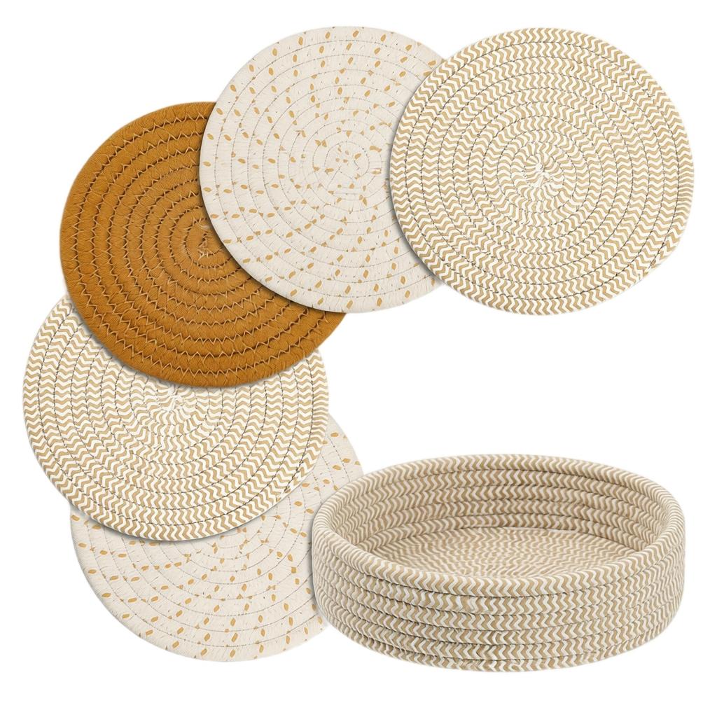 Round Woven Straw Coasters Set of 5 with Storage Frame 18cm Diameter Natural Fiber Drink Coasters for Home Kitchen Table Protection