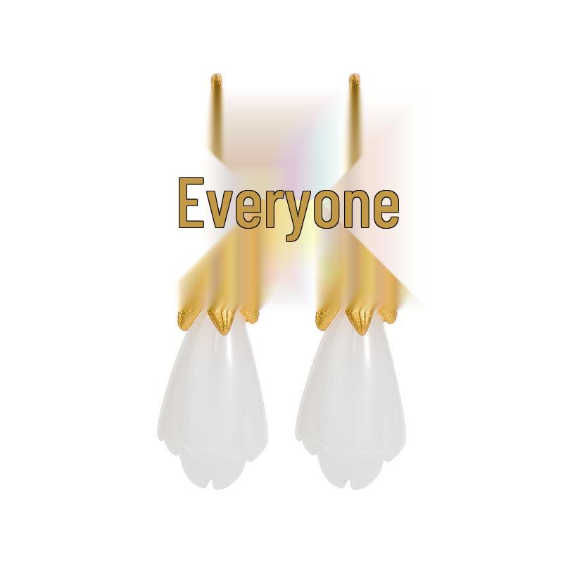 Cercei lungi florali placați cu aur cu jad Hetian imitație