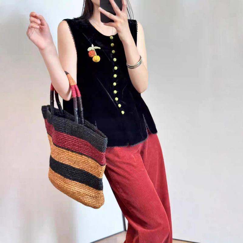 Golden velvet vest top women's autumn new fashion age-reducing retro vest vest vest tide