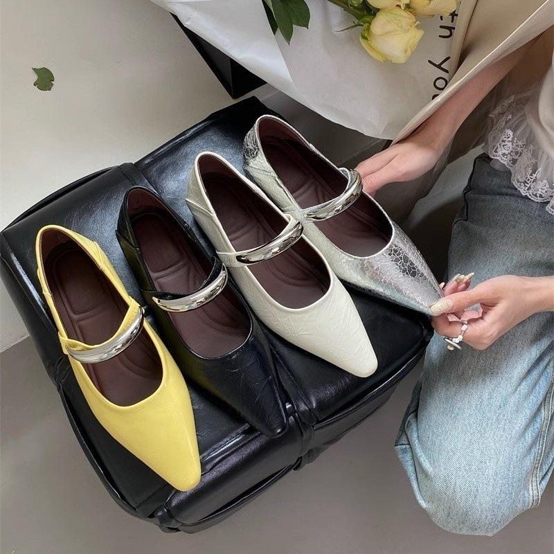 Spring new Xiaoxiangfeng inner height increase Mary Jane shoes women's shoes shallow mouth with skirt single shoes