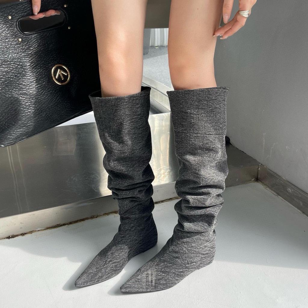 2025 autumn and winter new European and American style knee piling boots flat bottom inner height-increasing denim boots
