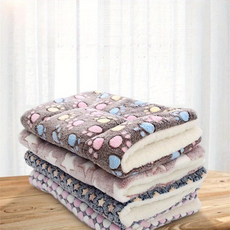 Thickened Pet Mat for Autumn and Winter, Warm Cat and Dog Blanket, Pet Seat Cushion, Cat Mat