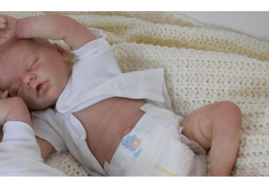 Twin A & B 18-Inch Realistic Reborn Baby Dolls