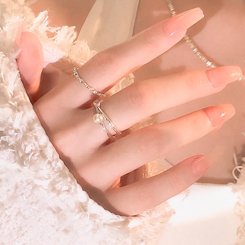 Adjustable Designed Beautifully Pearl Ring For Women With Modern Geometric Style