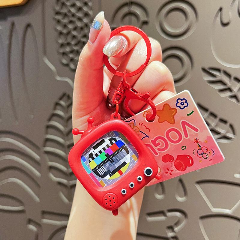 1Pcs Creative Light Up Retro Keychain Animation Light Up Sound Tv Without Signal Keychain Fun Plaything Students Schoolbag Pendant Gifts