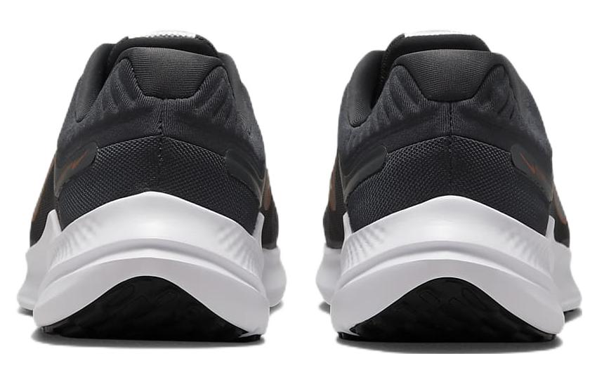Nike Quest 5 'Šedá Metalická Měděná' Dámské DD9291-004