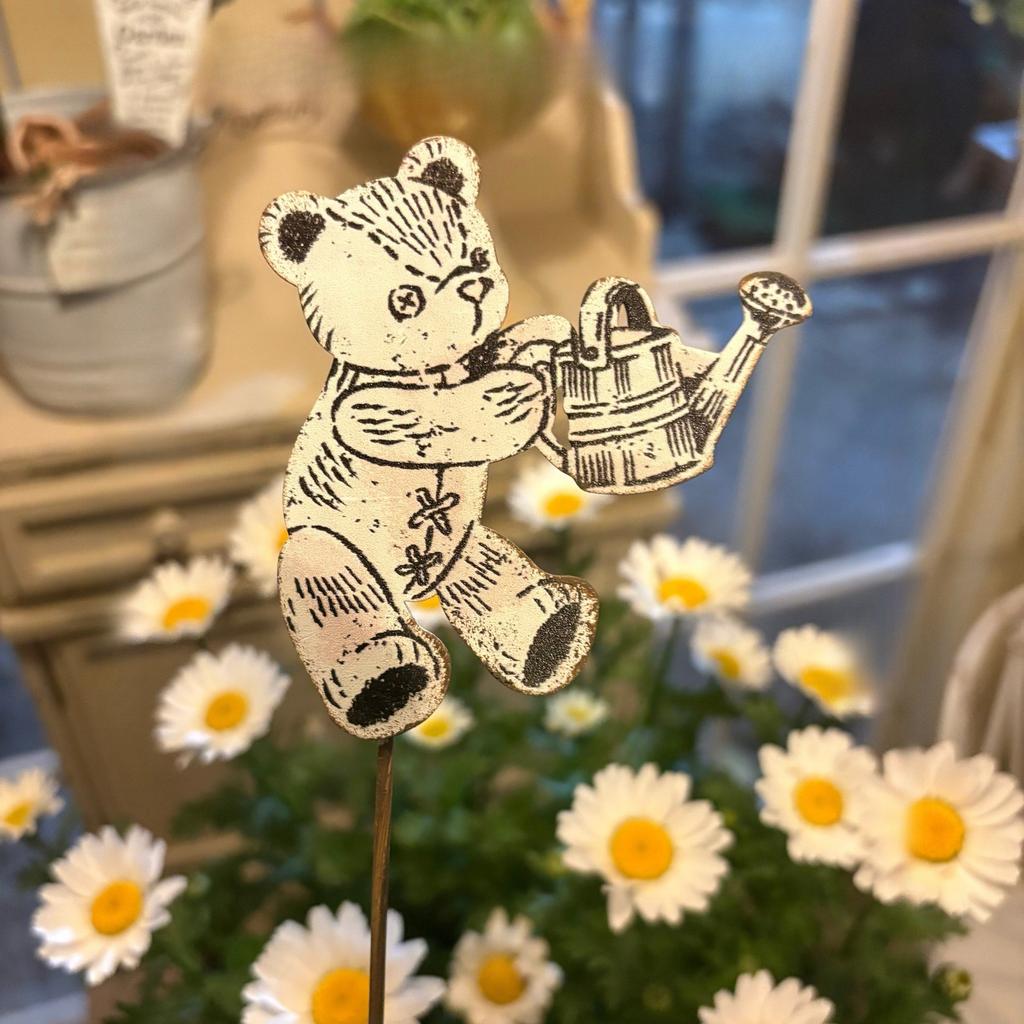 1Pc Outdoor Iron Old Animal Flower Vase, Used for Outdoor Garden Patio Background Wall Home Decoration Ornaments