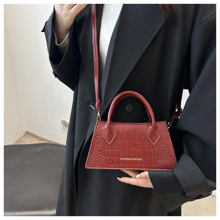 Chic Faux Leather Handbag for Women Minimalist Simple Style Shoulder Crossbody Bag