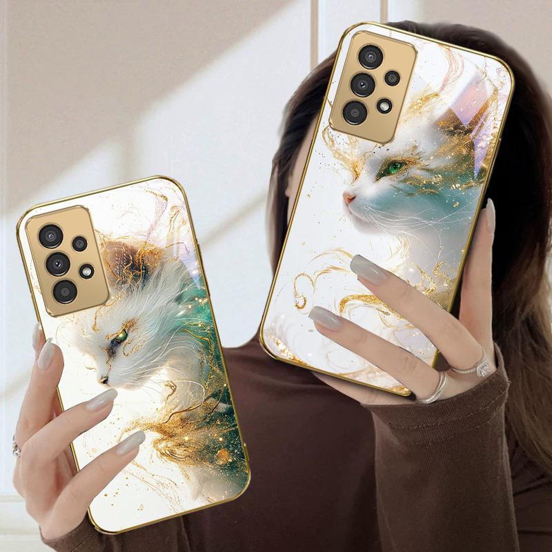 Fantastic white kitten For Samsung A50 A51 A52 A53 A54 55 56 14 15 13 16 26 31 32 33 34 35 70 71 72 73 Golden glass phone case