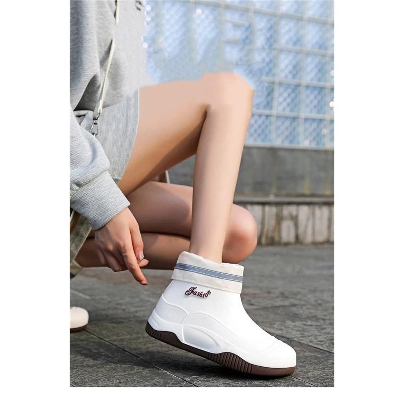 Női Divatos Csúszásmentes Vízálló Kopásálló Pamut Középtalp Esőcipő Könnyű Gumi Cipő