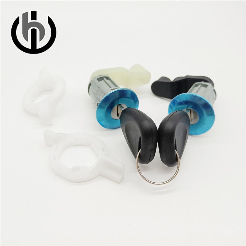 7701472806 2PCS DOOR LOCK WITH 2 SAME KEYS For RENAULT CLIO II 98-05 With plastic buckle