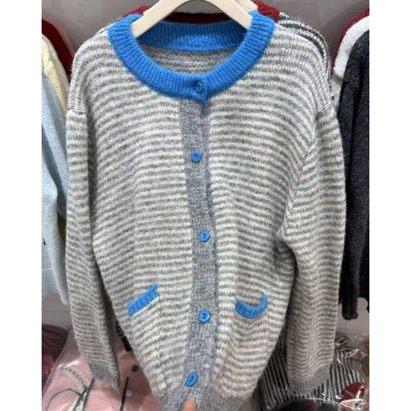 New Autumn and Winter Retro Stripes Contrasting Color Design Sense Long Camel Hair Knitted Cardigan Pocket Sweater Jacket Women