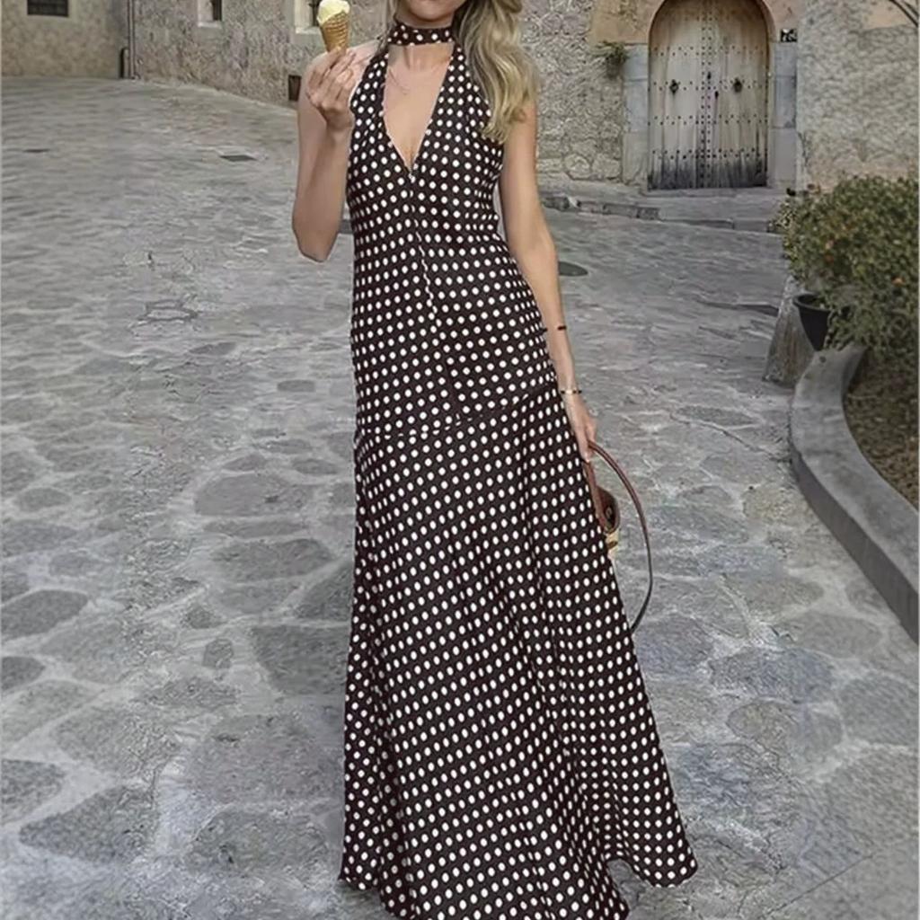 European and American new retro polka dot holiday dress, neck deep V big halter pendant big pendulum long dress