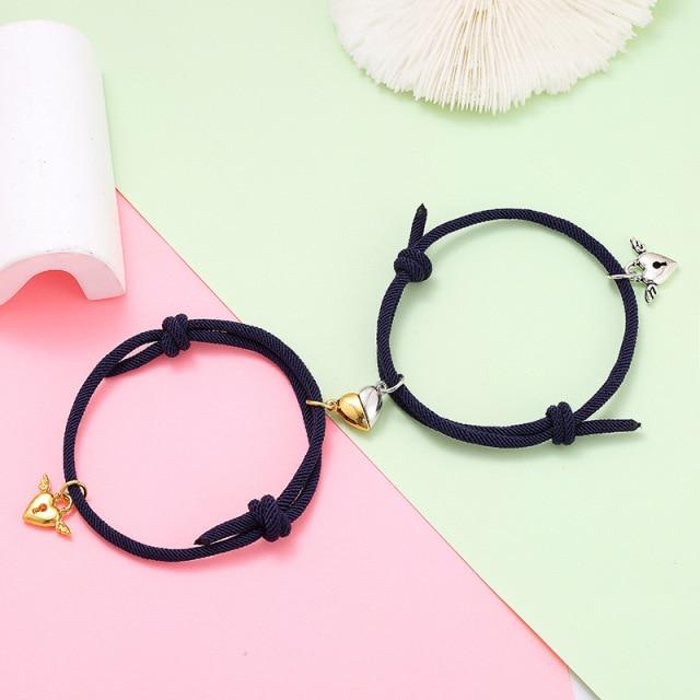 Stylisch Modebewusst 2 Stück / Paar Passende Partnerarmbänder Liebhaber Entzückendes Herz Magnet Armband Valentinstag Armband Anziehen BrazaleteMode
