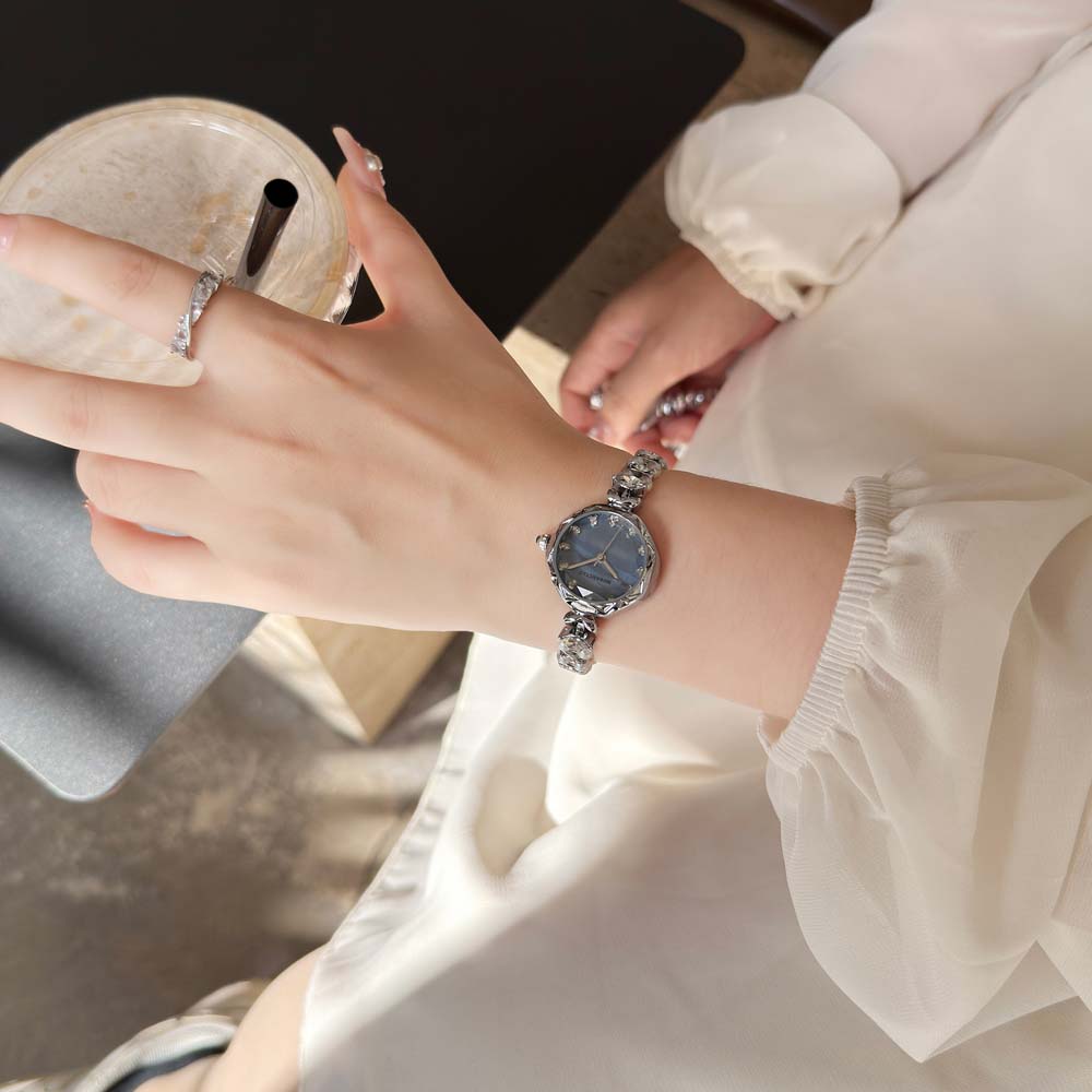 Fashion Luxury Woman Watches Vintage Golden Women's Wristwatches Ladies Gift Quartz Clock High Quality Relogio Feminino New