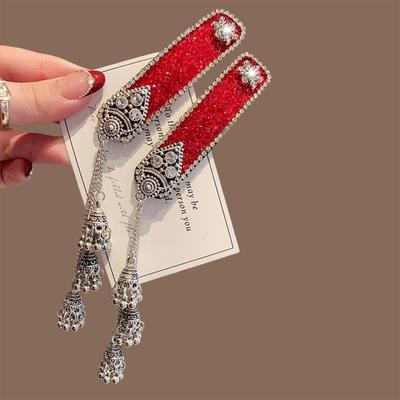 Vintage Duckbill Hair Clip for Women – Boho Tassel Barrette with Retro Charm, Non-Slip Grip for Bun or Side Hair, Korean-Chinese Style Accessory
