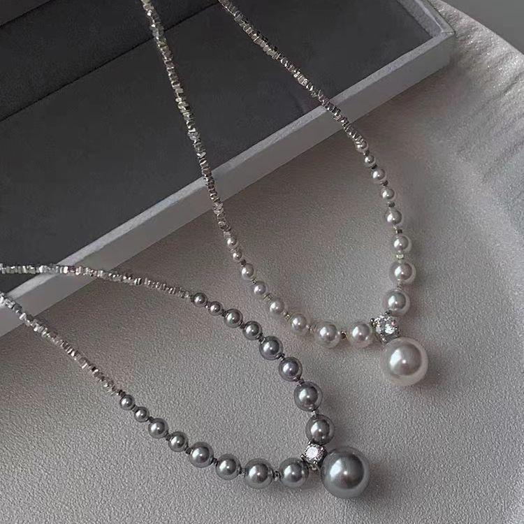 2025 beliebtes Temperament leichter Luxus Nischenmode Schlüsselbeinkette gebrochenes Silber Shijia Perlenkette Frauen