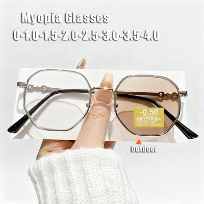 Women's INS Style Photochromic Myopia Glasses Metal Oversized Frames Comfortable HD Blue Light Blocking Minus Diopter Eyeglasses