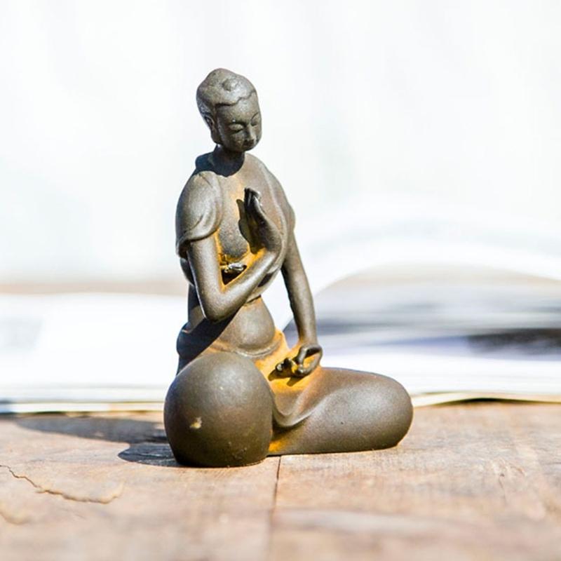 Outdoor Sitting Buddhism Statue Meditating Carving Statue Buddhism Sculpture for Peaceful Home and Garden Decoration
