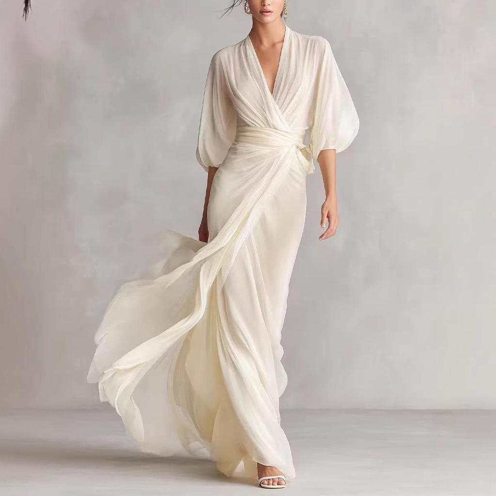 European & American Socialite Deep V-neck Puff Sleeve Cinched Waist Long Dress for Autumn Banquets