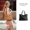 First layer cowhide large-capacity portable tote bag, high-end sense versatile fashion women's genuine leather shoulder bag