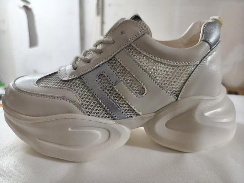 

Leather hollow-soled thick-soled mesh dad shoes, new summer models increase 8CM, comfortable, casual and breathable running women s single shoes 39 серебряный