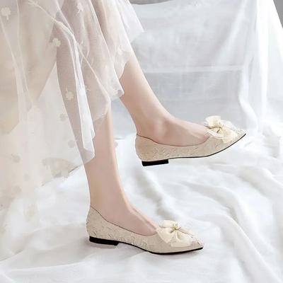Fashion Soft Bottom Low Heel Elegant Shoes for Women With Bow Pointed Toe Wrinkles Genuine Mark Quick Delivery On Promotion Woman Flats