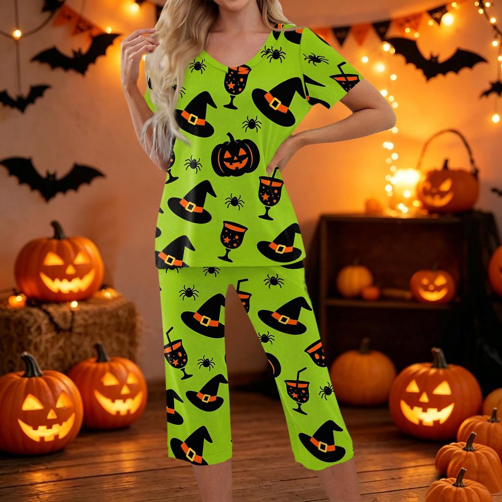 Women Halloween Printed Two Piece Set Short Sleeve Casual Top and Cropped Pants Comfortable Relaxed Fit Outfit