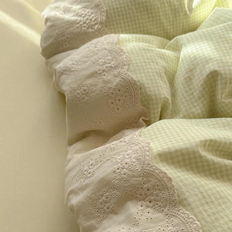 Französische Superweiche Bettwäsche-Sets mit Spitze Hautfreundlicher Gewaschener Baumwoll-Bettbezug für Erwachsene King Queen Bettwäsche für Frühling