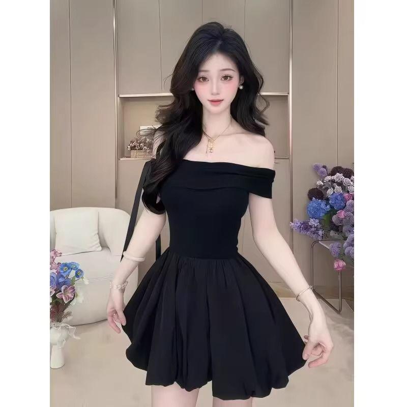Women s Summer 2026 Red One-Shoulder Puff Dress S (85-98 jin)