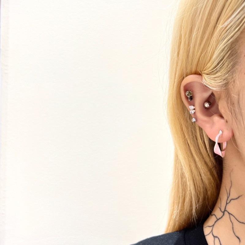 Francouzské náušnice lehkého luxusu Nové nikové náušnice se smyslem pro design Studený vítr Dámské náušnice Pokročilé