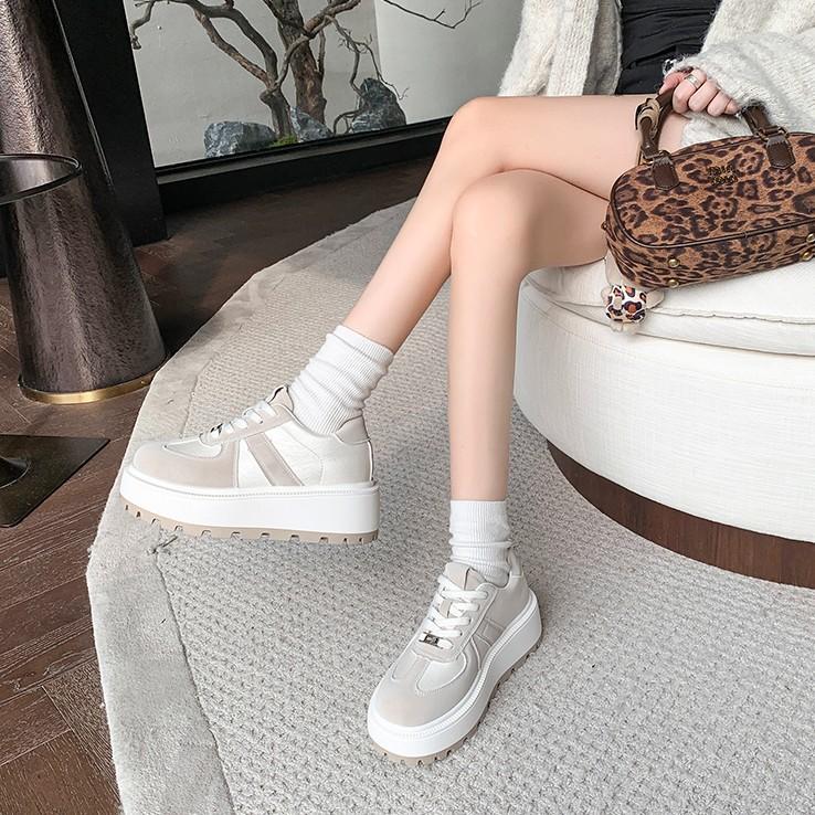 Small Thick-soled Muffin Shoes for Women In the Spring of 2025, New Models Showing Feet, Moral Training Shoes, Versatile Sports and Leisure Board Shoe