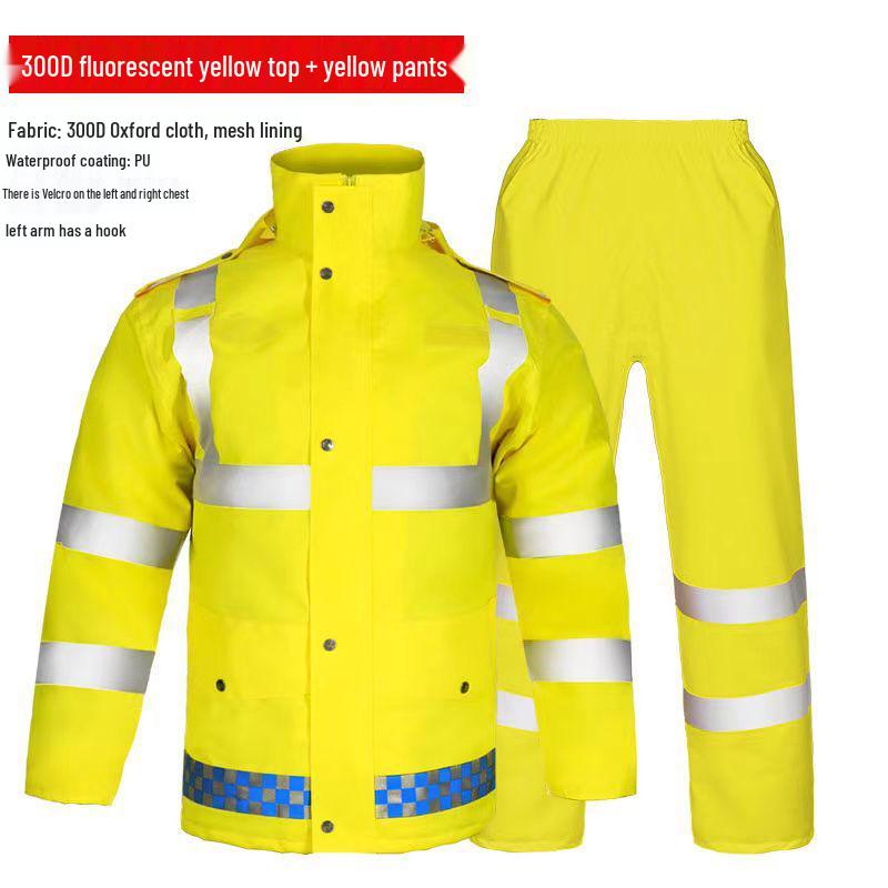 Set Impermeabile e Pantaloni Riflettenti 150D: Spalle scoperte, Spessore maggiorato, Protezione integrale per lavori gravosi e sotto la pioggia battente.