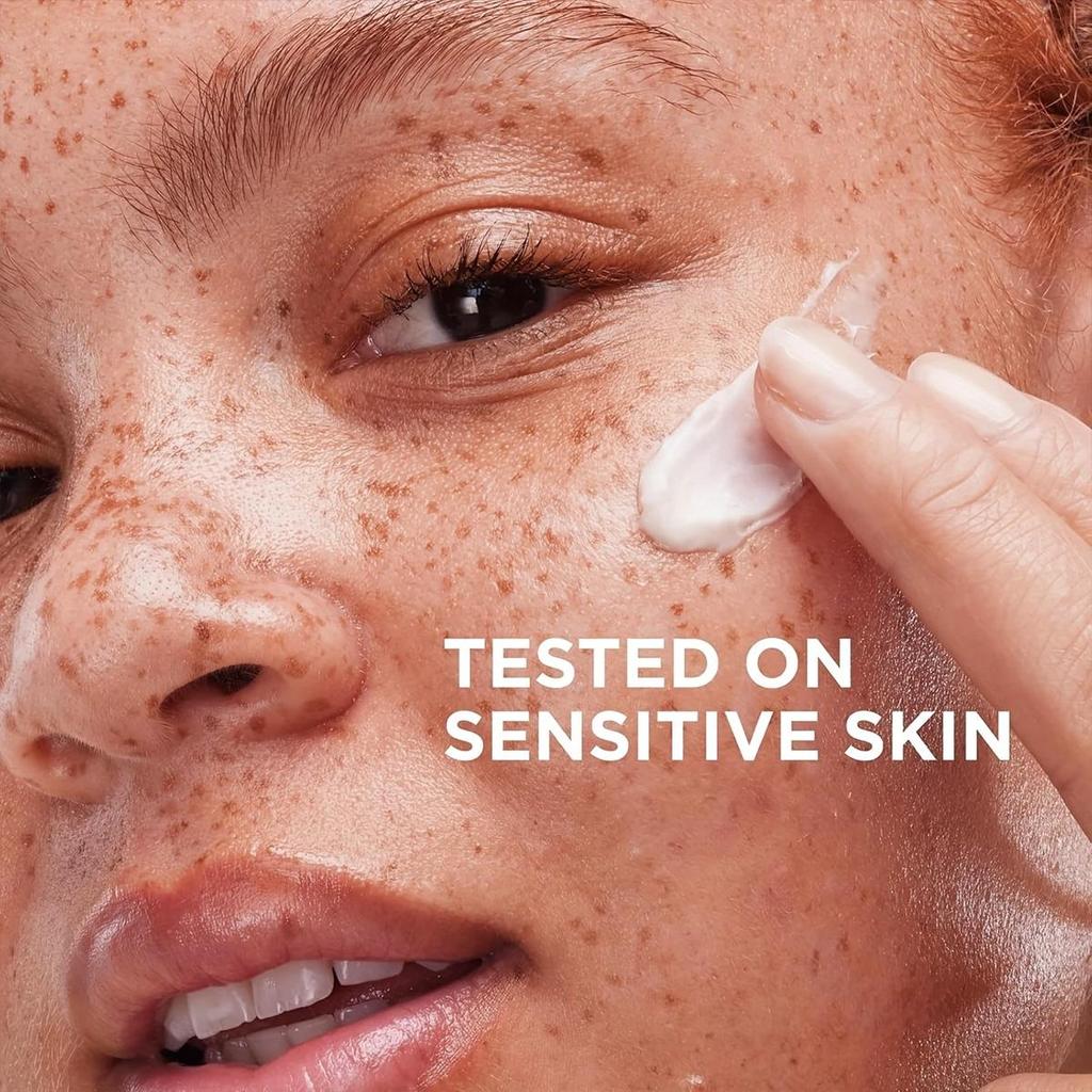 Scar removing and whitening essence cream protects the damaged skin on the face, brightens skin tone, anti-aging nourishing moisturizer