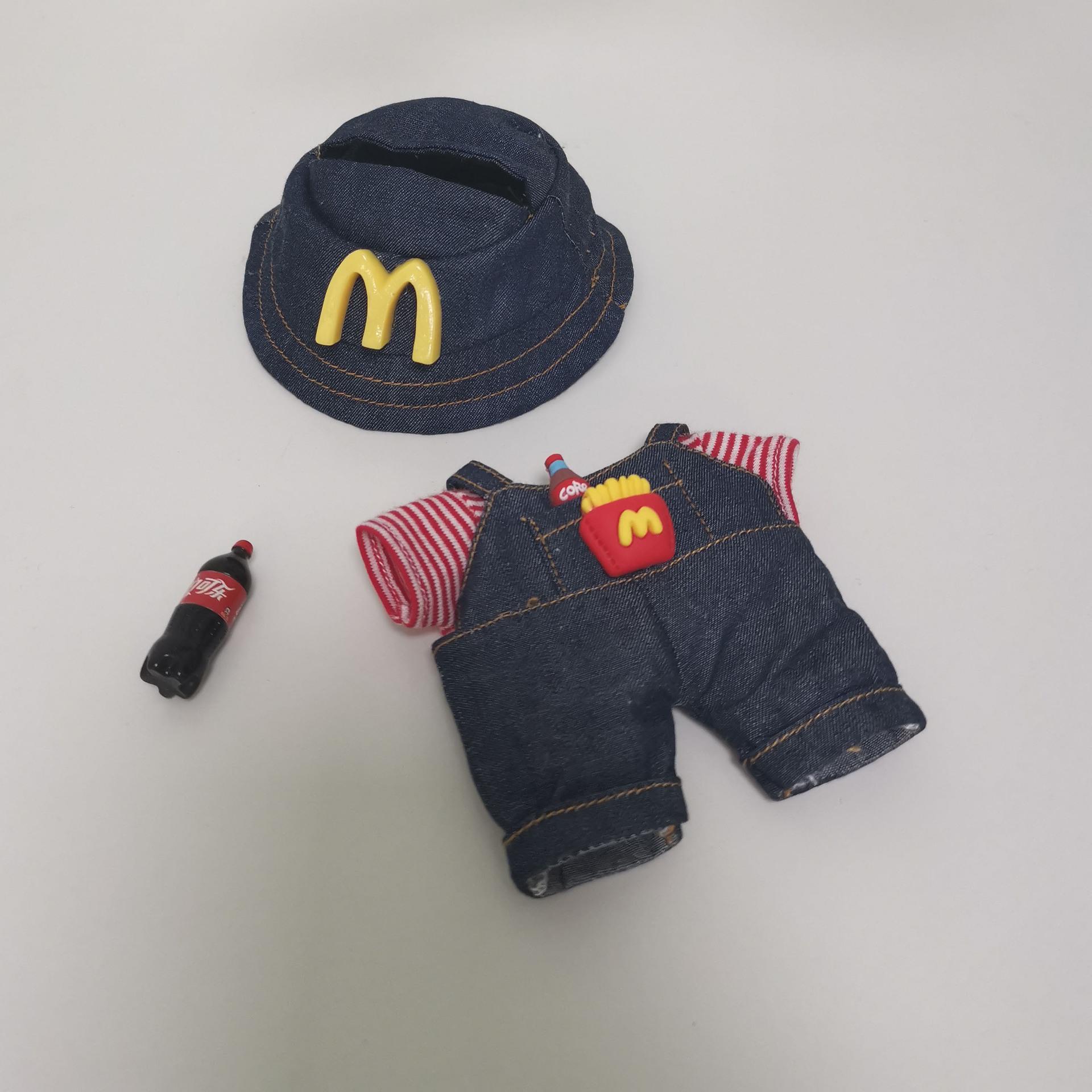 

17cm Labubu Vinyl Pendant Doll with Dungarees & T-shirt Labubu Size (Customizable)