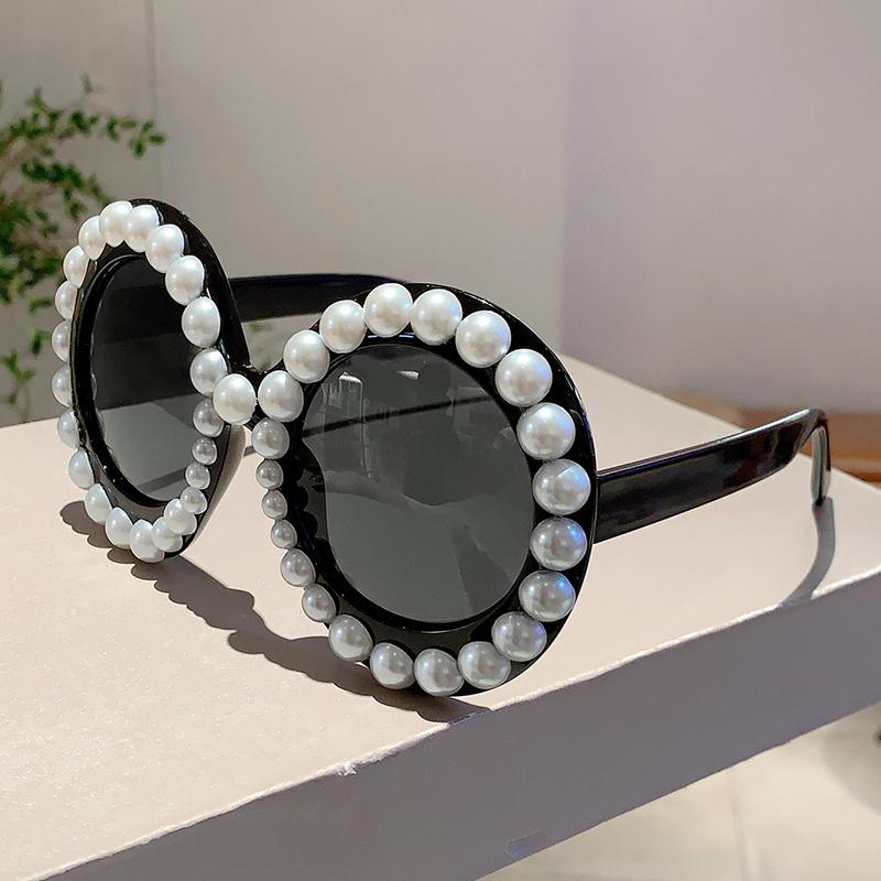 Retro Round Design Shades Women Chic White Pearl Decor Sunglasses Original Brand High Quality Vacation Beach Sun Glasses