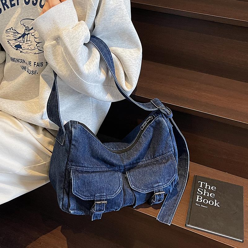 2025 spring new messenger bag women's Japanese large-capacity functional retro denim bag college student class backpack