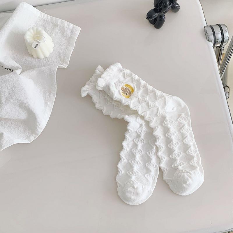 

Женские весенние милые носки средней длины с вышивкой, бантиком и кружевом 1 pair белый