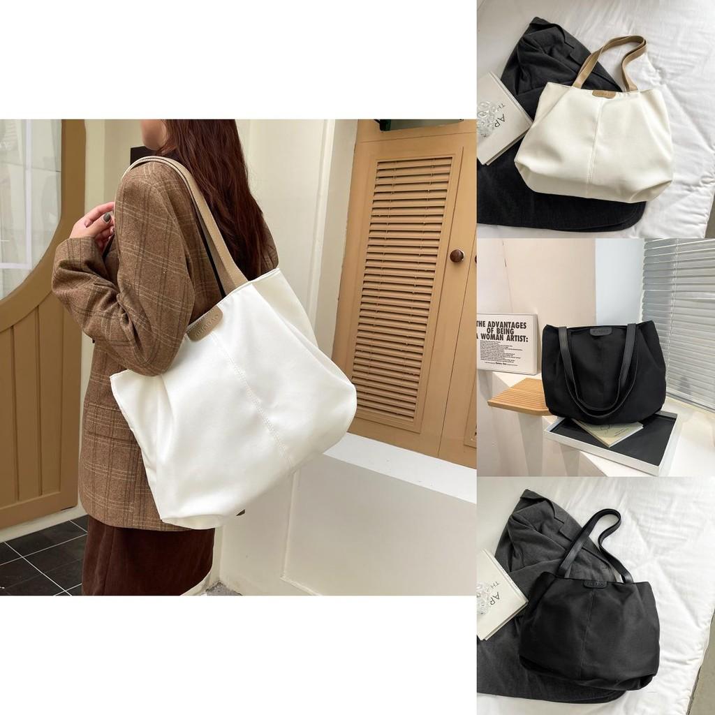 Stylish Large Capacity Tote Bag For Women With Retro Chic Design And Durable Canvas Material