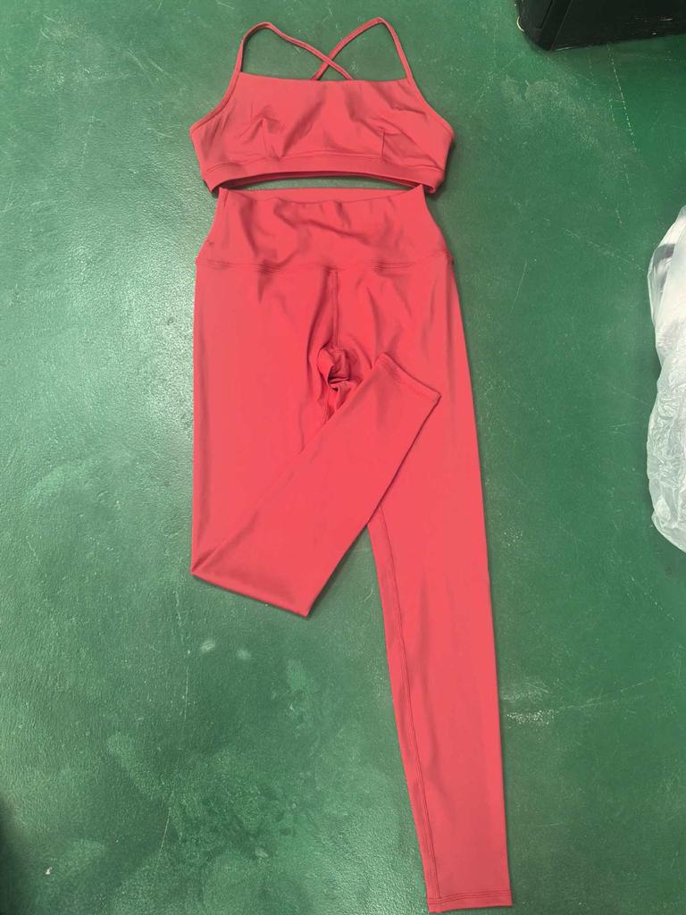 Alo Sexy Back Strap Sports Bra - Moisture-Wicking, Bare Feel Yoga Fitness Tank Top